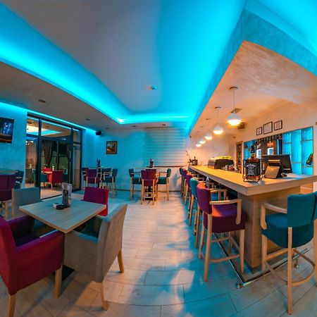 Motel Felikitas Laktaši Екстериор снимка