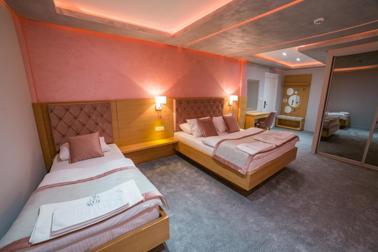 Motel Felikitas Laktaši Екстериор снимка