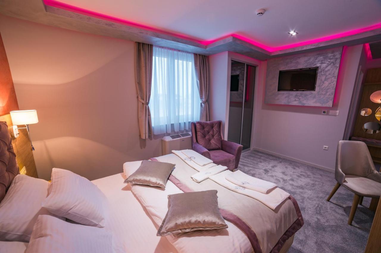 Motel Felikitas Laktaši Екстериор снимка