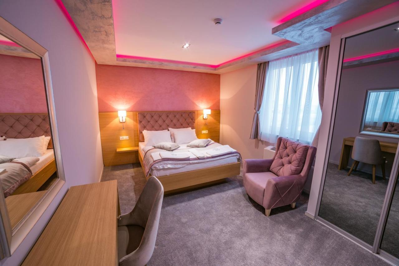 Motel Felikitas Laktaši Екстериор снимка